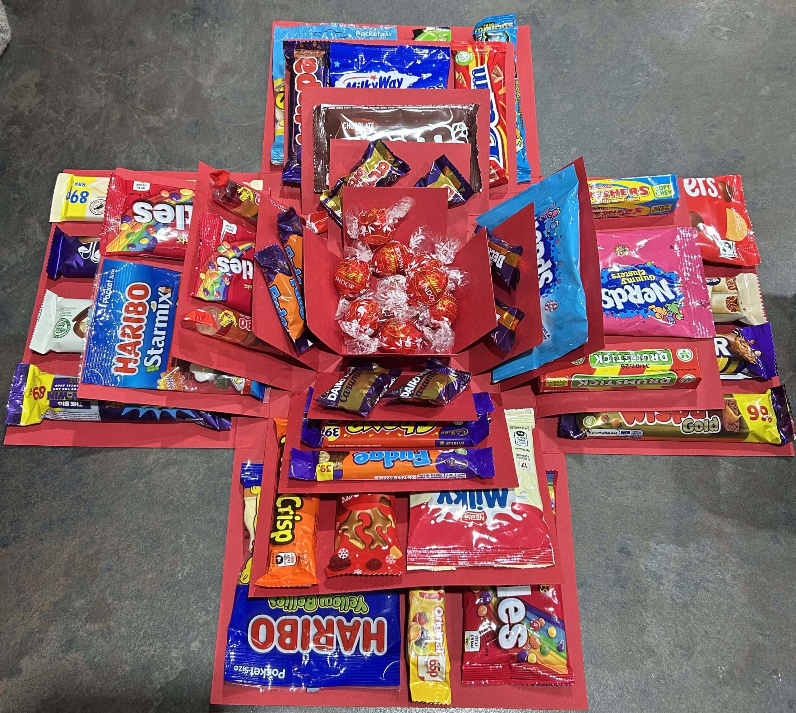 Red & White Striking Explosion Box, 5 Layer (Chocolate & Sweets) - Image 6