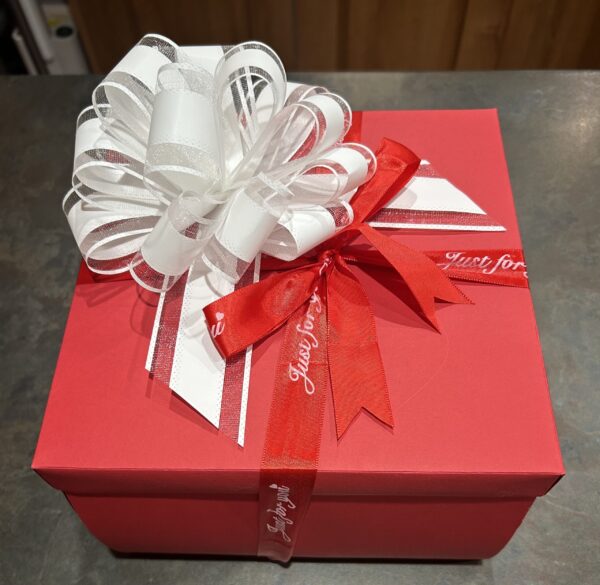 Red & White Striking Explosion Box, 5 Layer (All Sweets)