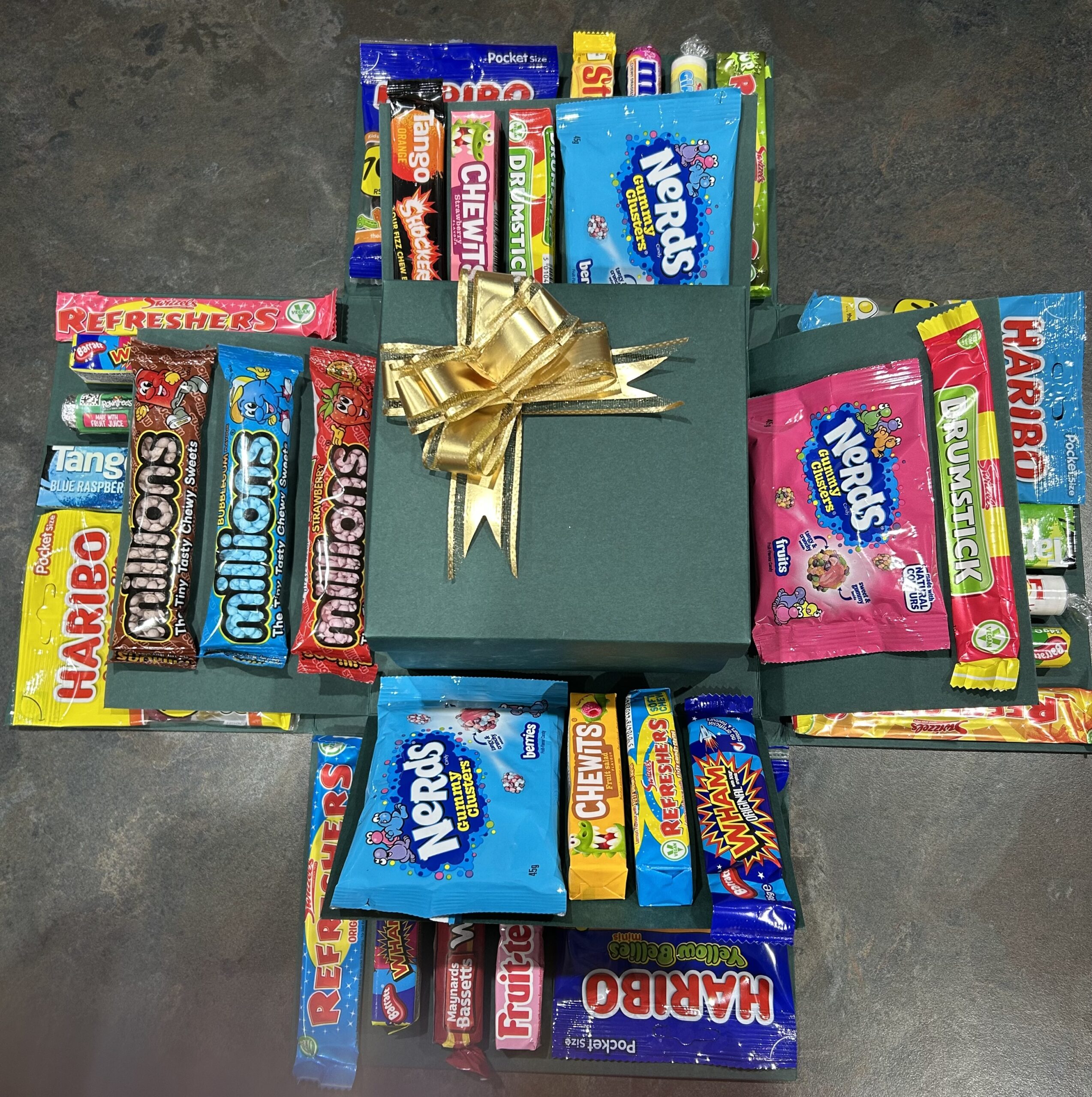 Emerald Green/Gold Explosion Box, 5 Layer (All Sweets) - Image 6