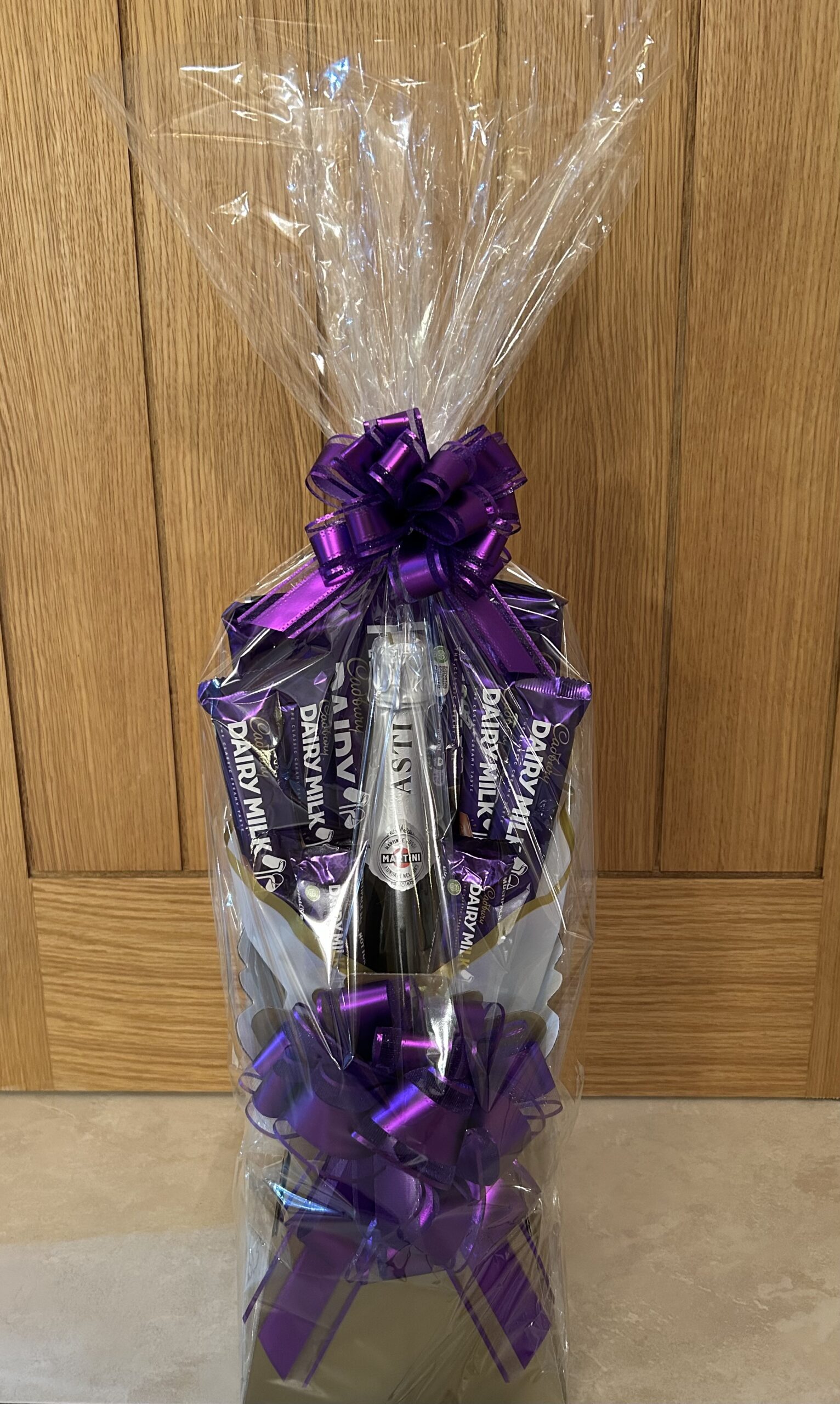 Cadbury & Fizz Delight Bouquet - Image 2