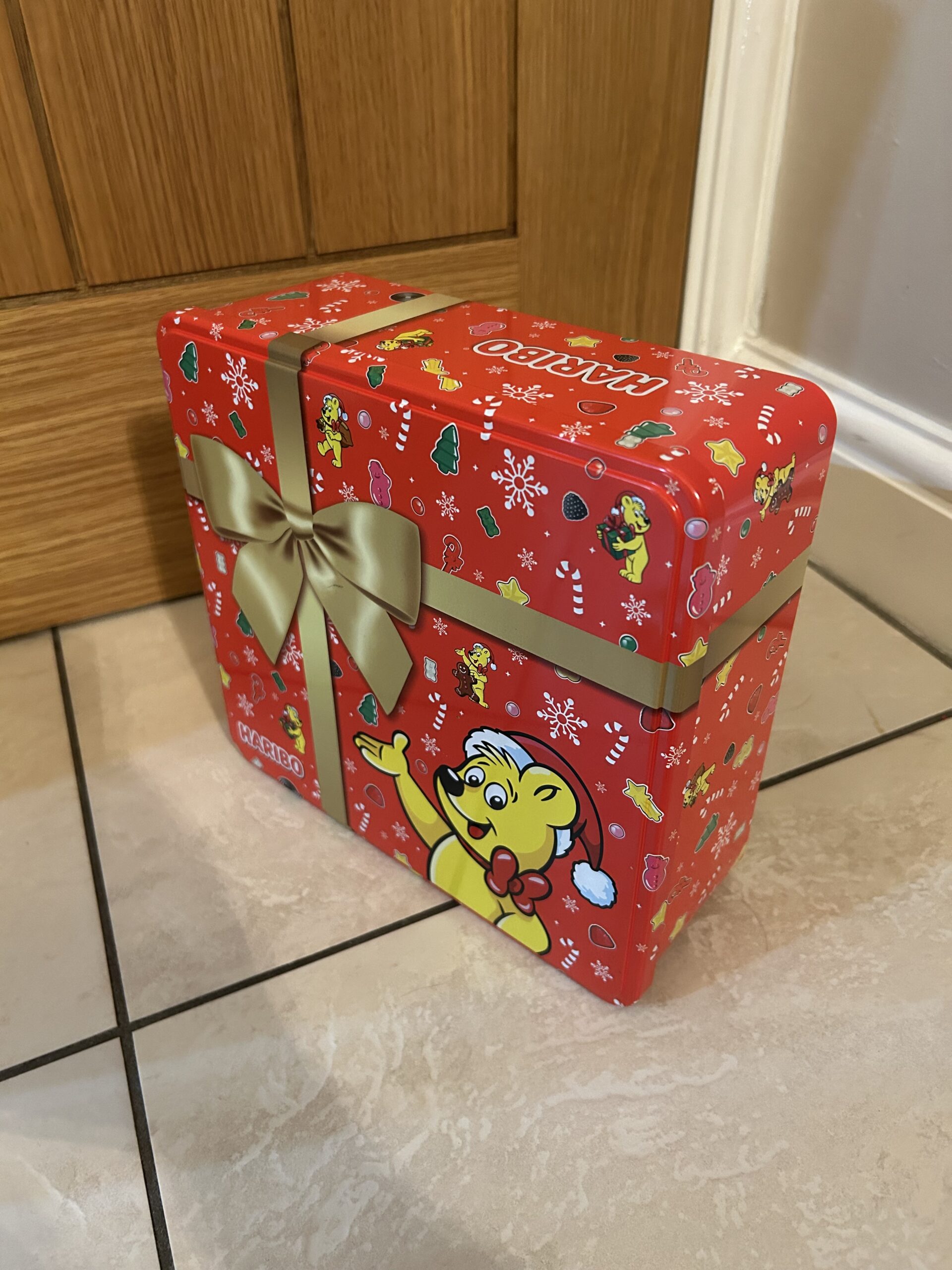 Haribo Gift Tin & Haribo Drinks Cup - Image 3